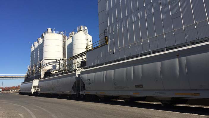 Row of rail cars at Oxychem plant in Dallas