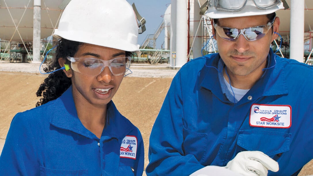 Male and female OxyChem employees at LaPorte plant